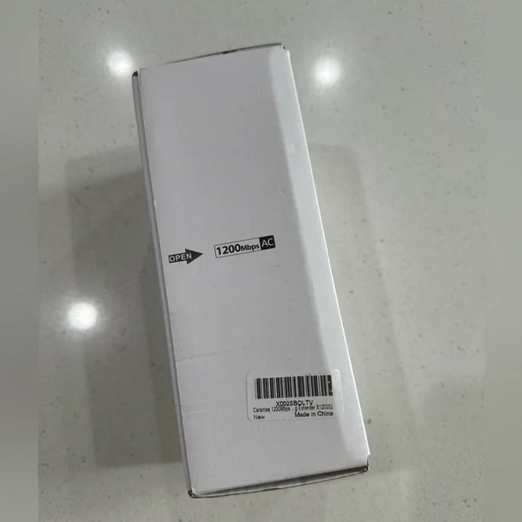 WiFi Extender, new in box never used. Bought two and only needed one. - Picture 5 of 7